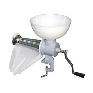 t.b.t. Attrezzo per la raccolta di frutta e verdura con imbuto, manovella e vaschetta di raccolta.