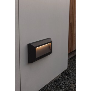 Lutec LED Helena luce di orientamento, luce indiretta, applique da esterno per vialetti e ingressi.