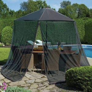 Accessorio gazebo: Zanzariera per gazebo, protegge dagli insetti mentre ci si rilassa in giardino.