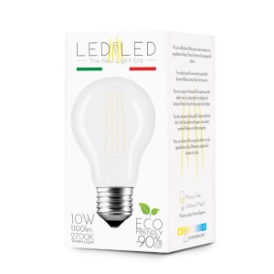Lampadina LED E27 nella confezione. Lampada LED a risparmio energetico.