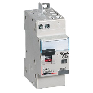 Interruttore differenziale (salvavita) di t.b.t.