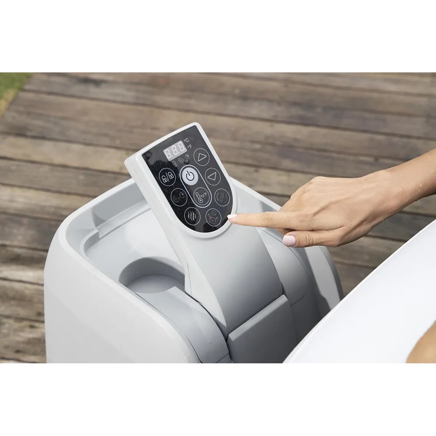 Dettaglio del pannello di controllo della vasca idromassaggio Bestway Lay-Z-Spa Miami AirJet.