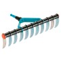 Gardena combisystem arieggiatore per prato con larghezza di lavoro 35 cm per rimuovere muschio ed erba infeltrita.
