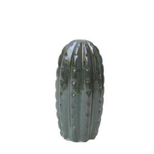 Cactus decorativo per giardino, in ceramica verde, elegante decorazione.