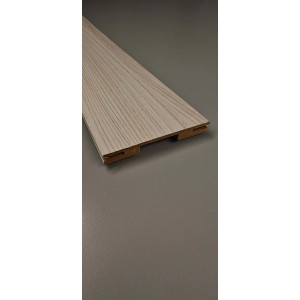 Accessorio per porte t.b.t. con decoro in legno