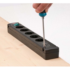 Multipresa con interruttore 5 prese + USB Bremounta brennenstuhl® 3m