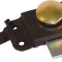 Catenaccio in metallo con pomello, marrone e color ottone, per porte e mobili.