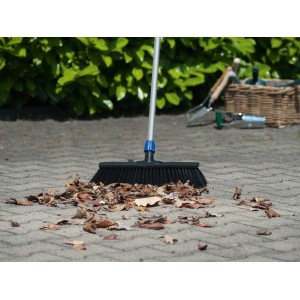 Scopa stradale LUX 2in1 Elaston, 60 cm, per spazzare foglie e sporco all'esterno.