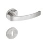 Set maniglia per porta t.b.t. in acciaio inox, set maniglia a rosetta per porte interne.