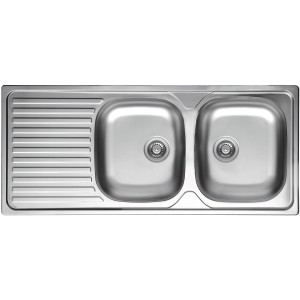 Lavello in acciaio inox con due vasche e scolapiatti.