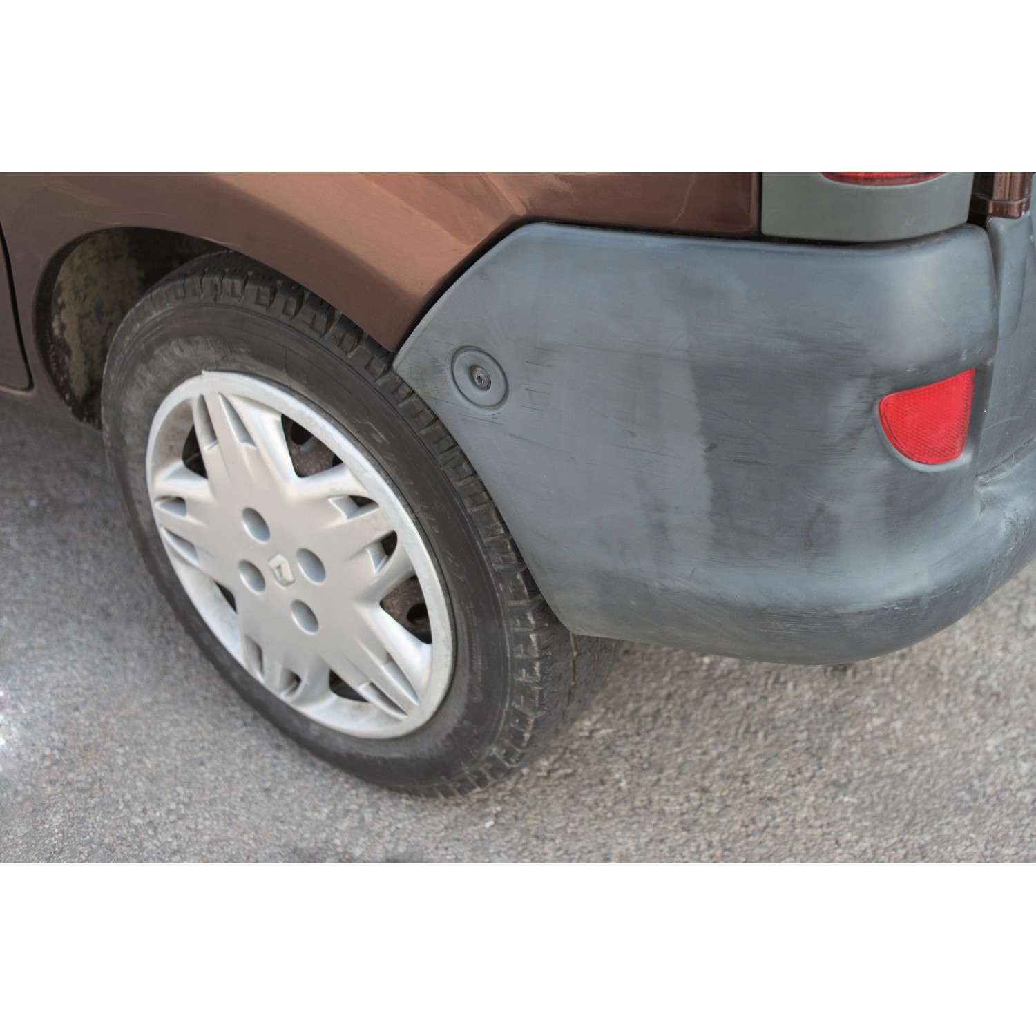 Detergente Restauratore Interni Auto Car Renovator - Rimuove Graffi E Opacità Da Plastica E Gomma - Foto 10