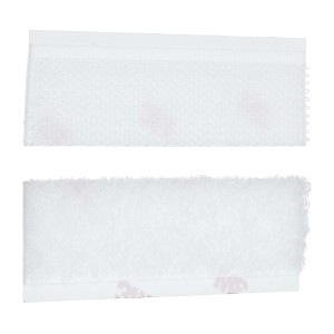 Due strisce di nastro a strappo bianco per un fissaggio flessibile.