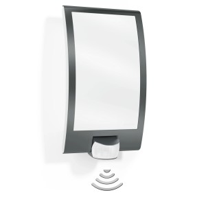 Lampada da parete per esterni Steinel L22 S con sensore di movimento, finitura in acciaio inox.