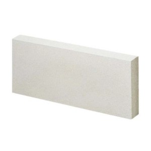 Blocco in calcestruzzo cellulare grigio chiaro per la costruzione di muri.