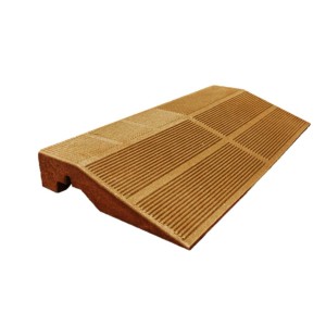 Rampa t.b.t. per transizioni esterne accessibili.