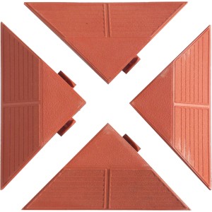 Pavimenti autobloccanti triangolari color terracotta per esterni.
