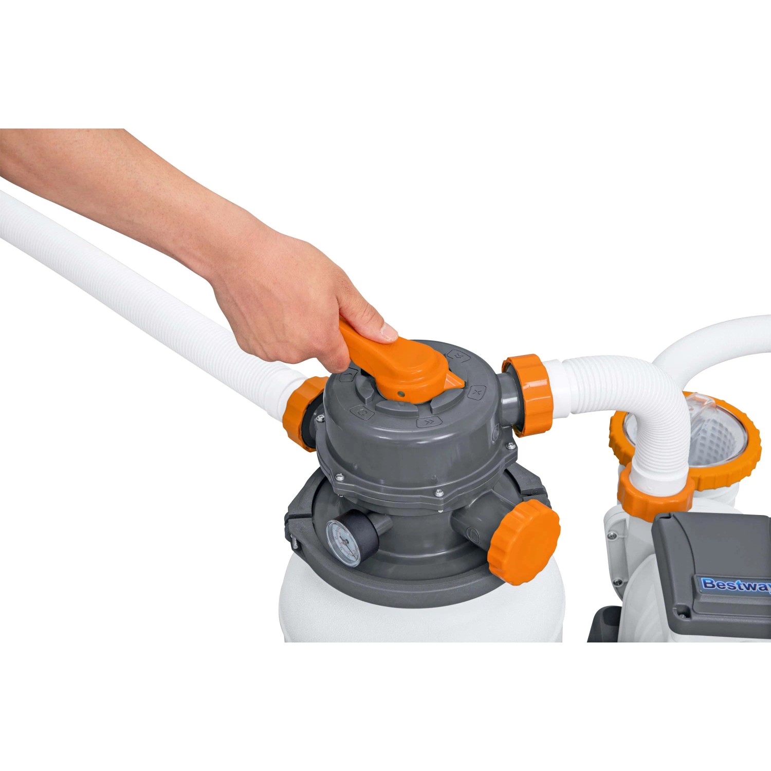Dettaglio della pompa filtro a sabbia Bestway con timer in funzione.