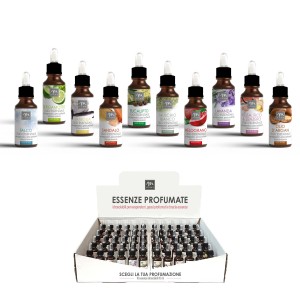 Oli profumati t.b.t. in diverse fragranze, presentati in un espositore.