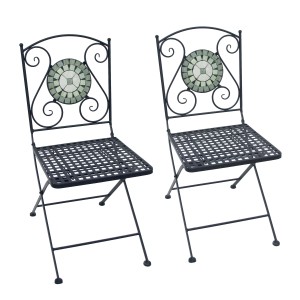 Due sedie da giardino nere con decorazione a mosaico sullo schienale.