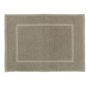 Tappeto da bagno beige con design rettangolare.