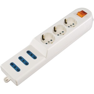 Multipresa bianca t.b.t. con interruttore e 3 prese