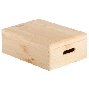 Cassapanca in legno chiaro con incavo per maniglia.