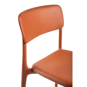Sedia impilabile Poppy in polipropilene terra di siena 49,5x49h79,5 cm