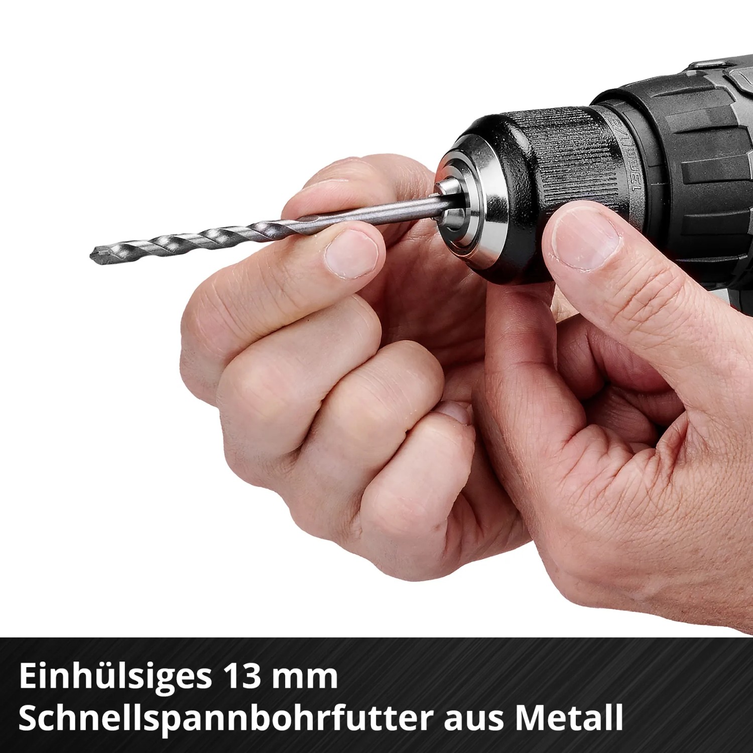Trapano avvitatore a percussione a batteria Einhell: punta inserita nel mandrino in metallo da 13 mm.
