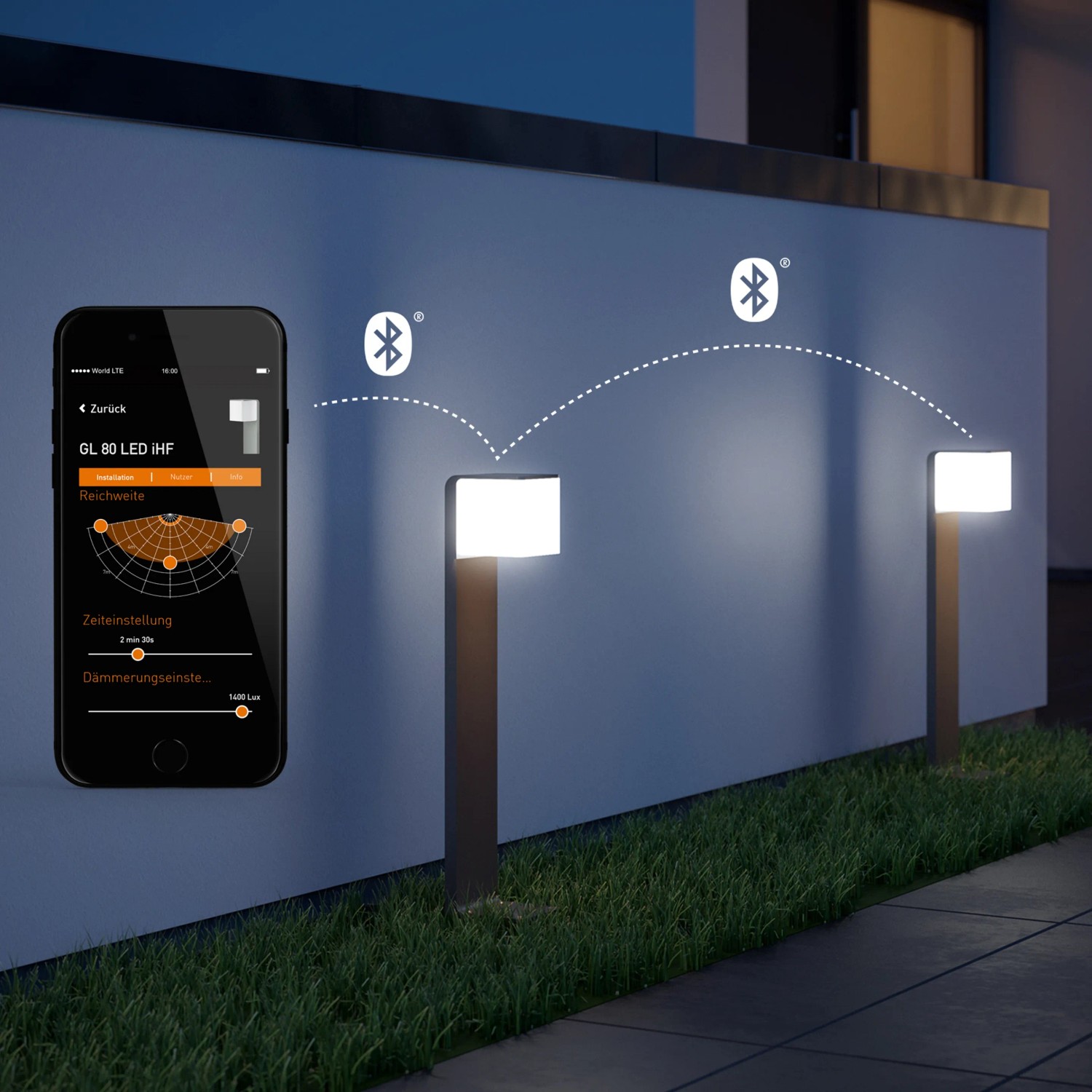 Lampada da giardino LED Steinel GL 80 antracite, controllabile via app.