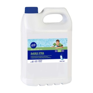 Tanica di alghicida per piscine. Combatte efficacemente le alghe.