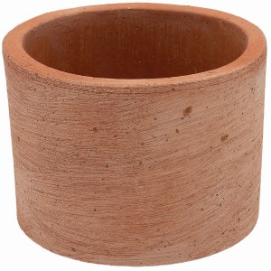 Coprivaso rotondo in terracotta, aspetto naturale.