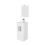 Mobile bagno bianco con specchio, parte della serie di arredo bagno.