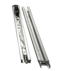 Guide metalliche per motori per porte da garage, vista dettagliata.