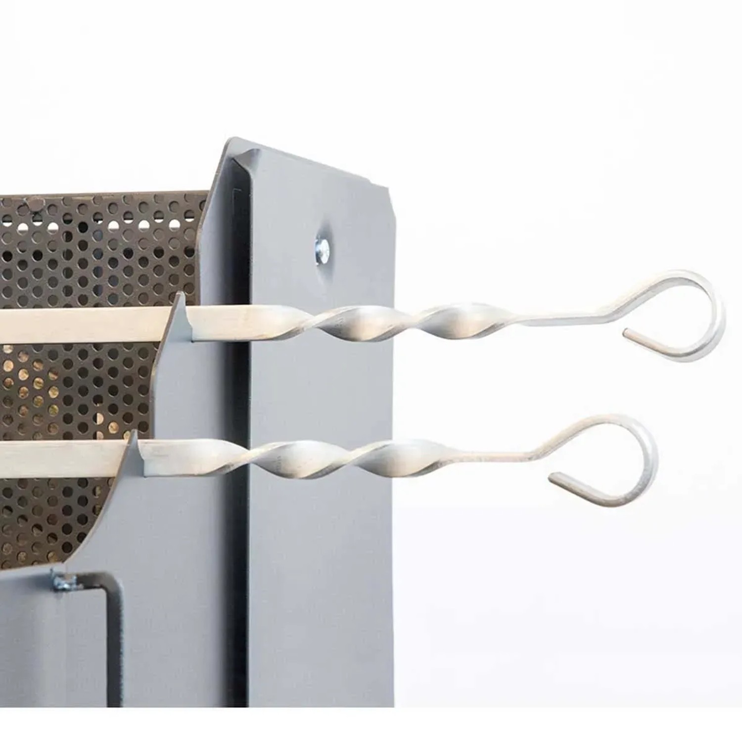 Dettaglio di spiedini per barbecue a carbonella t.b.t.