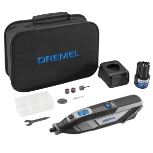 Set Dremel 8240 multiutensile a batteria con borsa, batteria, caricabatterie e accessori.