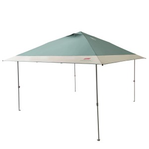 Coleman FastPitch OnePush Shelter L, tenda da campeggio verde e bianca con struttura in acciaio.