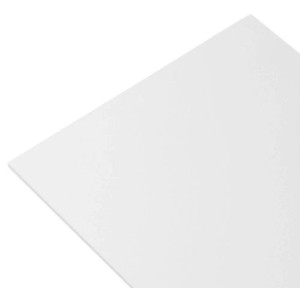 Lastra di plastica bianca, adatta come copertura o rivestimento murale.