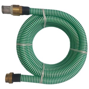 Tubo verde e bianco per pompe con raccordi.