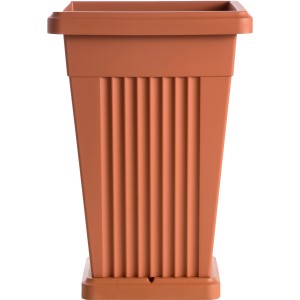 Vaso per piante quadrato t.b.t. color terracotta con design a coste per il giardino.