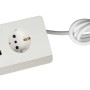 Multipresa bianca t.b.t. con porte USB e presa Schuko.