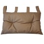 Copricuscino beige t.b.t. con passanti per il fissaggio.