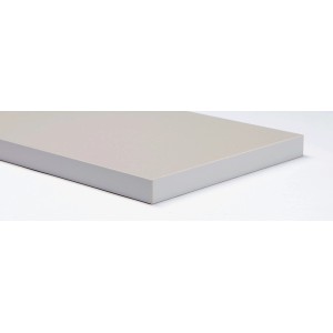 Pannello Ripiani in legno chiaro e liscio, vista ravvicinata.