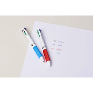 Penna a sfera t.b.t. con quattro colori (nero, blu, rosso, verde) su carta.