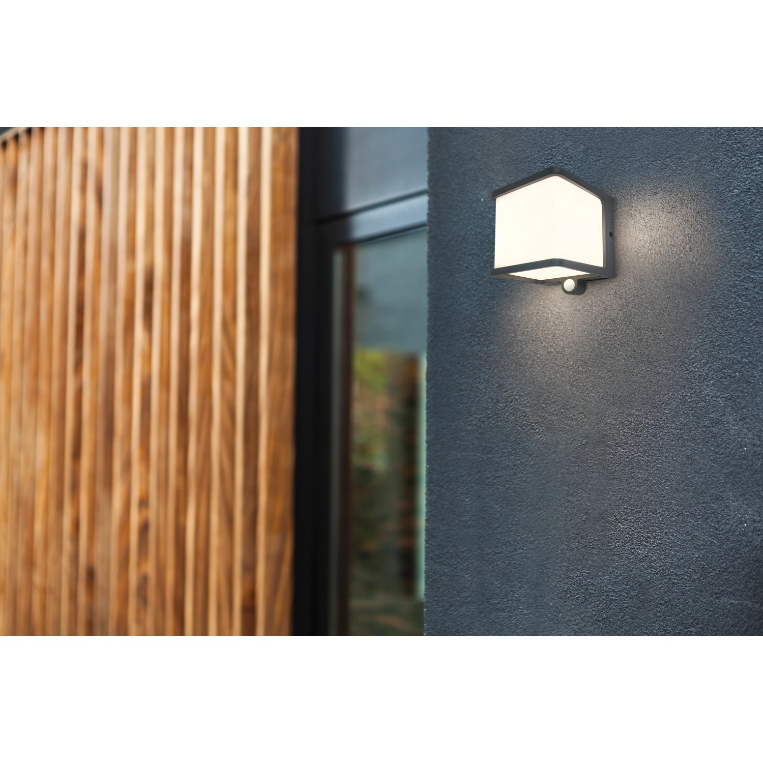 Applique solare a LED Lutec Doblo color antracite con sensore di movimento.