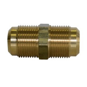 Doppio nipplo in ottone per installazione climatizzatori.