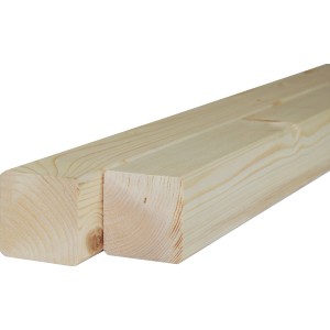 Listello in legno chiaro, piallato, per progetti di costruzione e ristrutturazione.