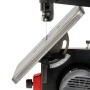 Segatrice a nastro Einhell TC-SB 200/1 con piano inclinabile per tagli obliqui.