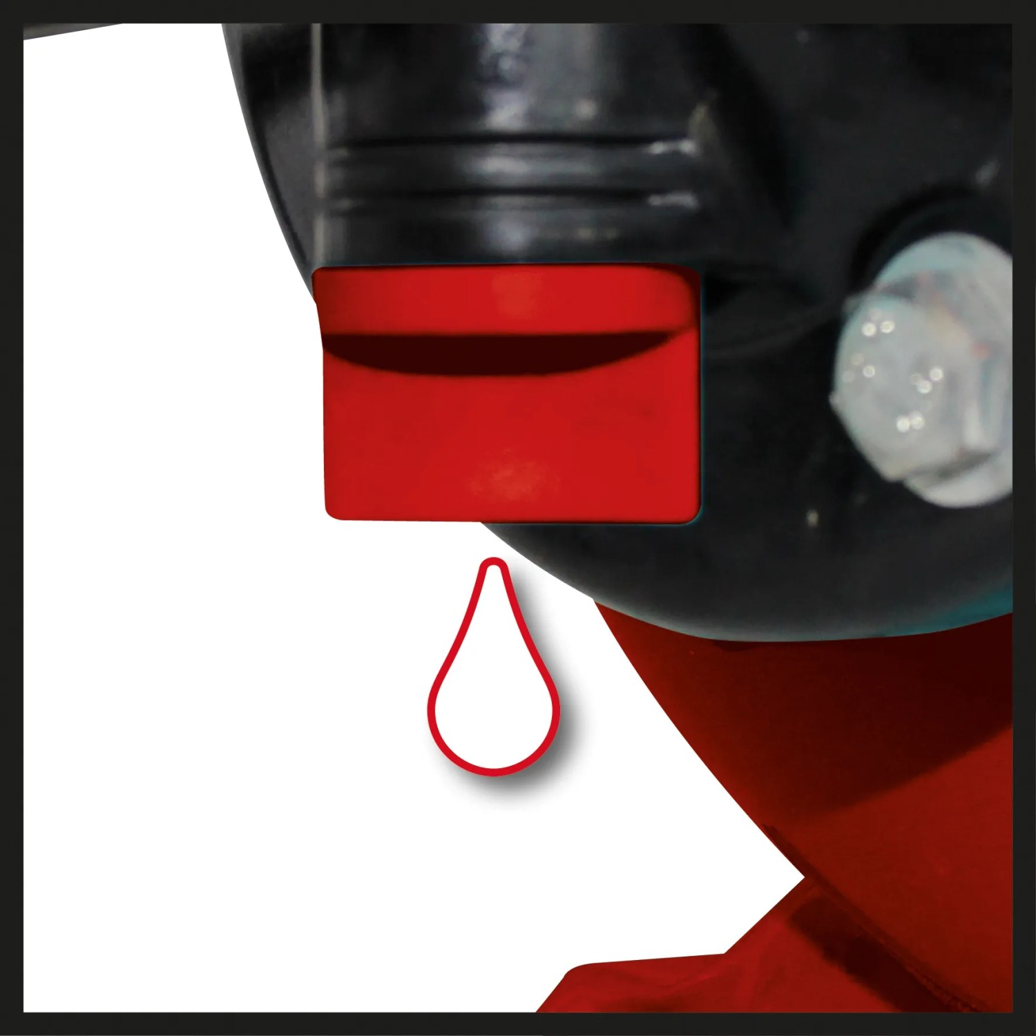Dettaglio: Vite di riempimento acqua rossa sul set Einhell GC-WW 6538.