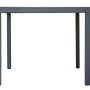 Tavolo grigio da set di mobili da giardino. Design semplice con quattro gambe.