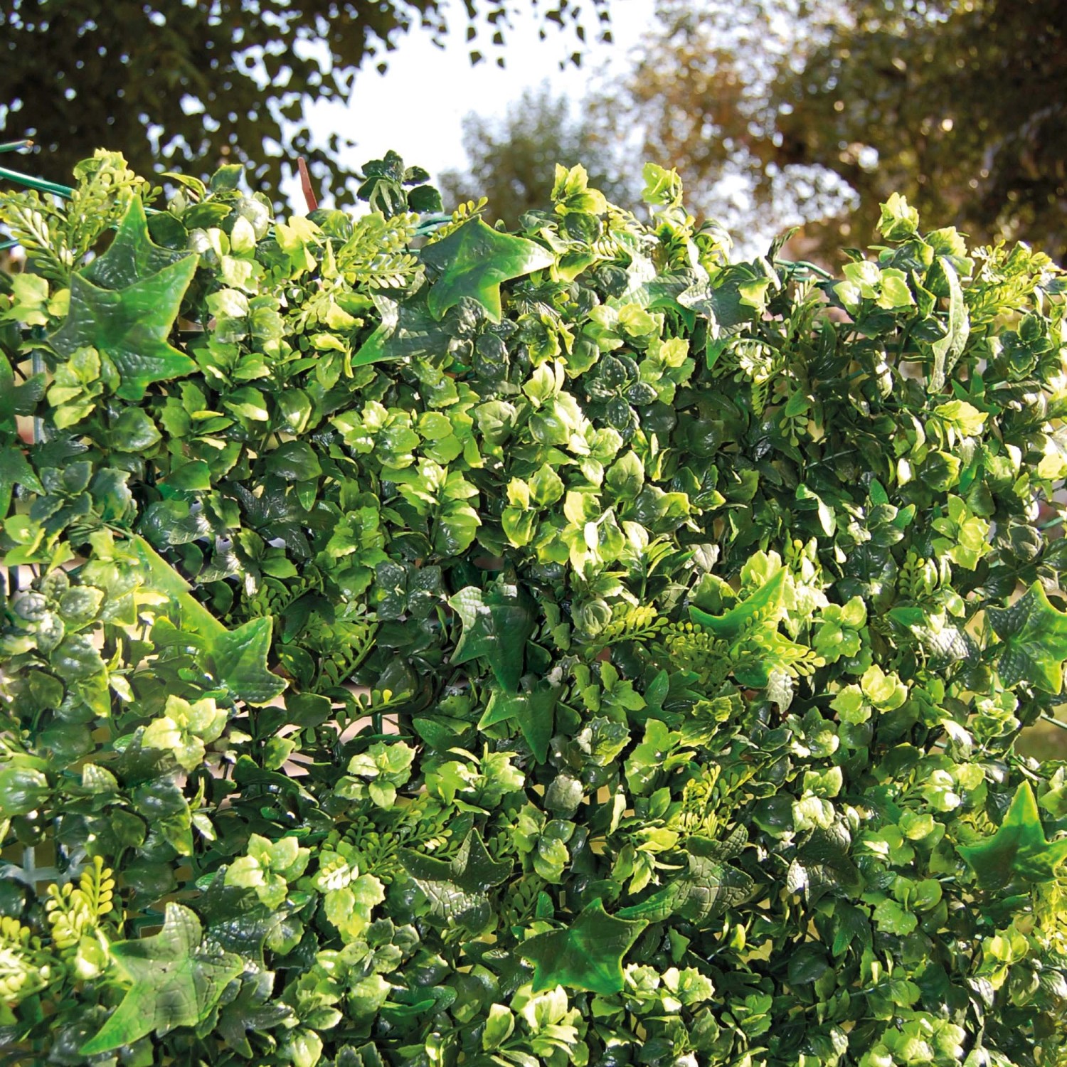 Siepe artificiale verde t.b.t. come frangivista o decorazione per giardino o balcone.